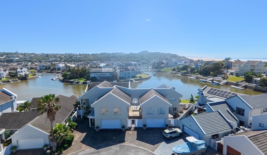 7 Bedroom Property for Sale in Royal Alfred Marina Eastern Cape